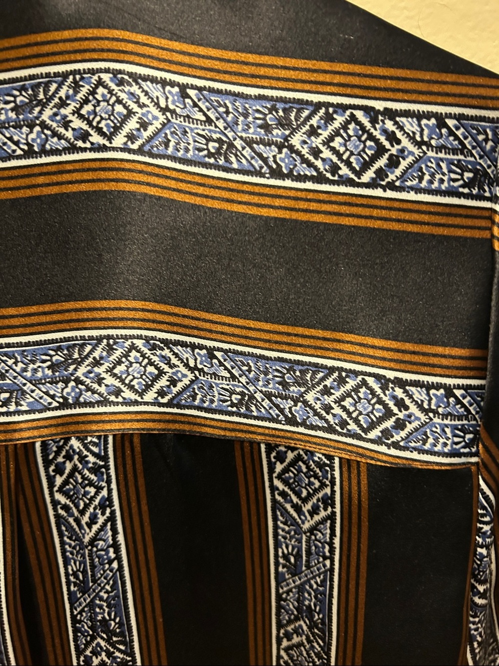 Veronica Beard silk stunning button down shirt - Picture 6 of 6